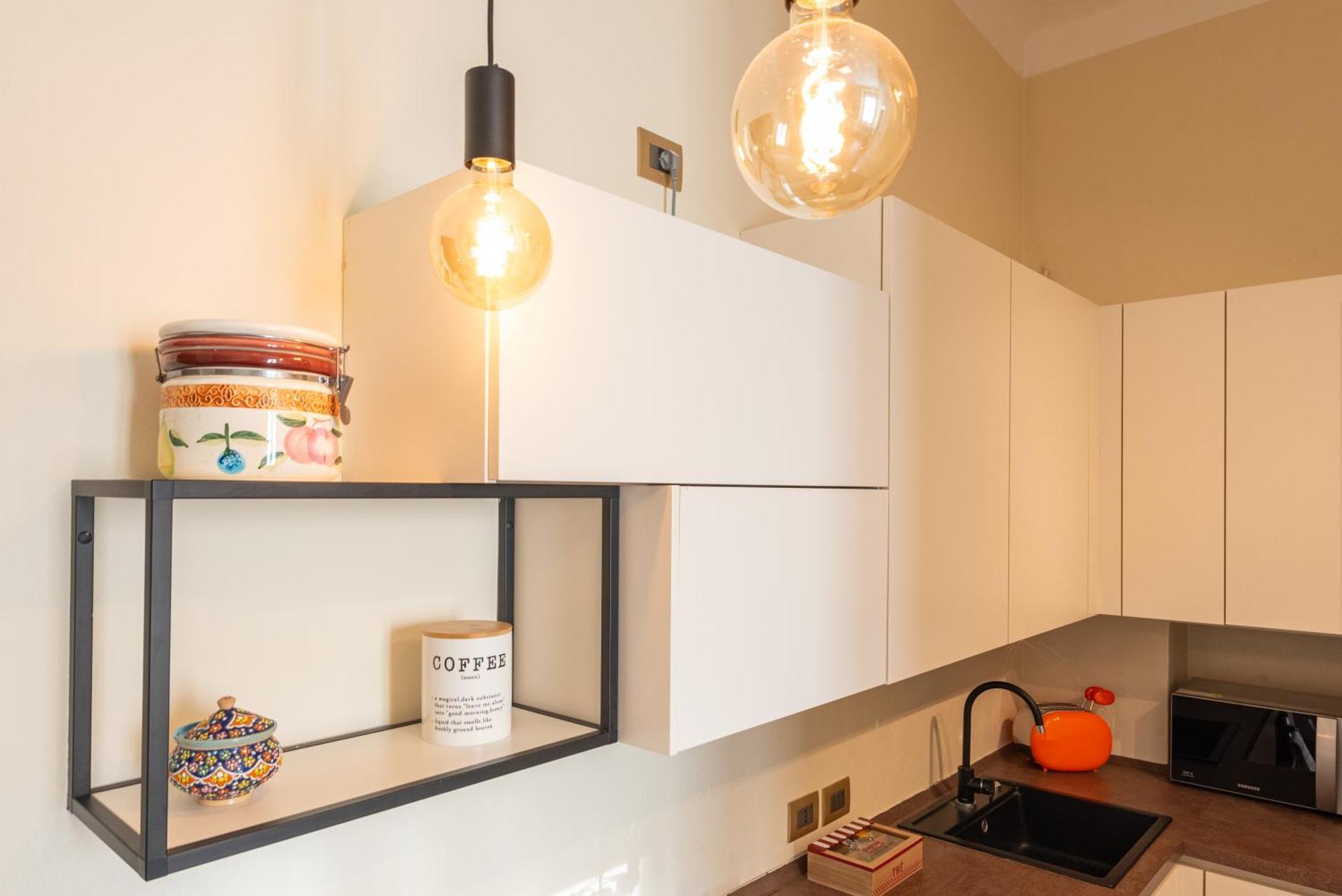 10' Duomo & Central Station Large Apartment 米兰 外观 照片