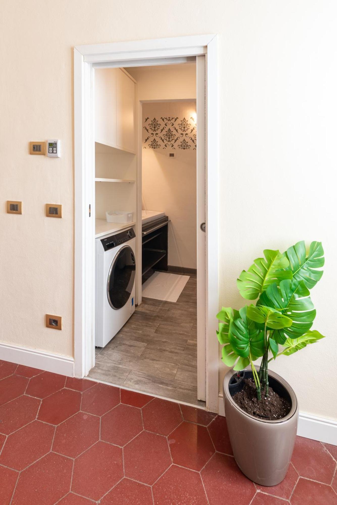 10' Duomo & Central Station Large Apartment 米兰 外观 照片